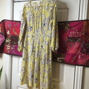 Gorgeous summer happy yellow print dress